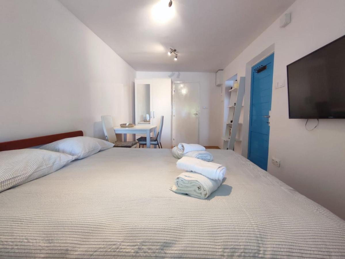 Studio Apartment Garden Дубровник Екстер'єр фото