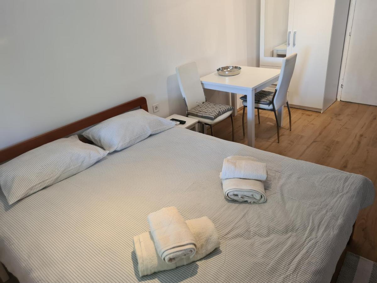 Studio Apartment Garden Дубровник Екстер'єр фото